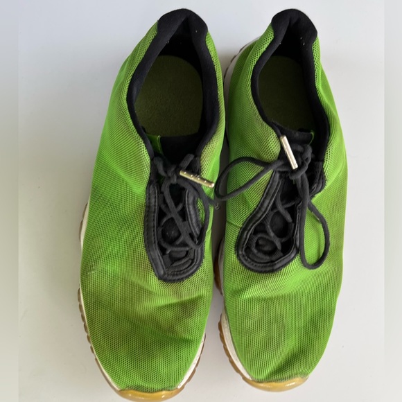 Jordan future low green pulse shoe - Picture 5 of 7